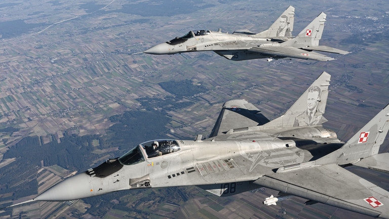 Ukraine: Tiêm kích MiG không thay đổi đáng kể tình hình, chúng tôi cần F-16